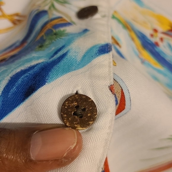 Caribbean Joe Women's | White Rayon Vacation Button Down Shirt (Size 2X) - Picture 7 of 13